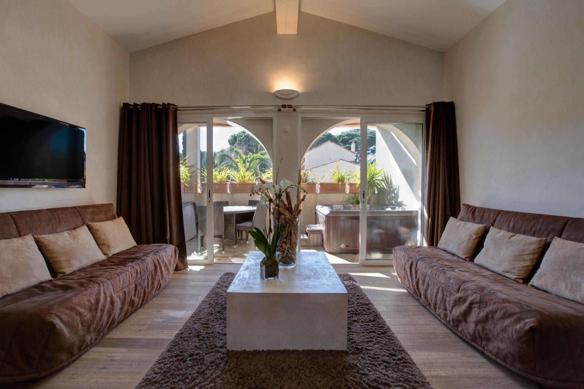 Cosy, & 5* Saint-Tropez